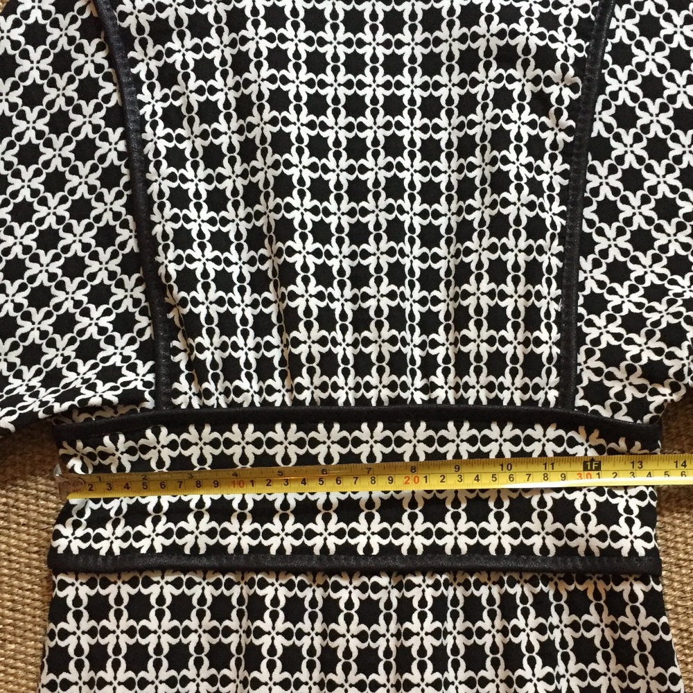 S O L D ! Max Studio NWT Kimono Sleeve Dress b/w M - Picture 5 of 8